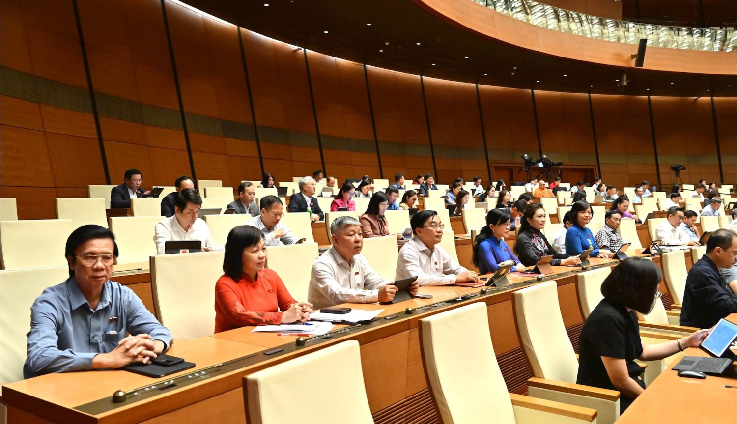 cac dai bieu tai phien hopvqk 4401 3303