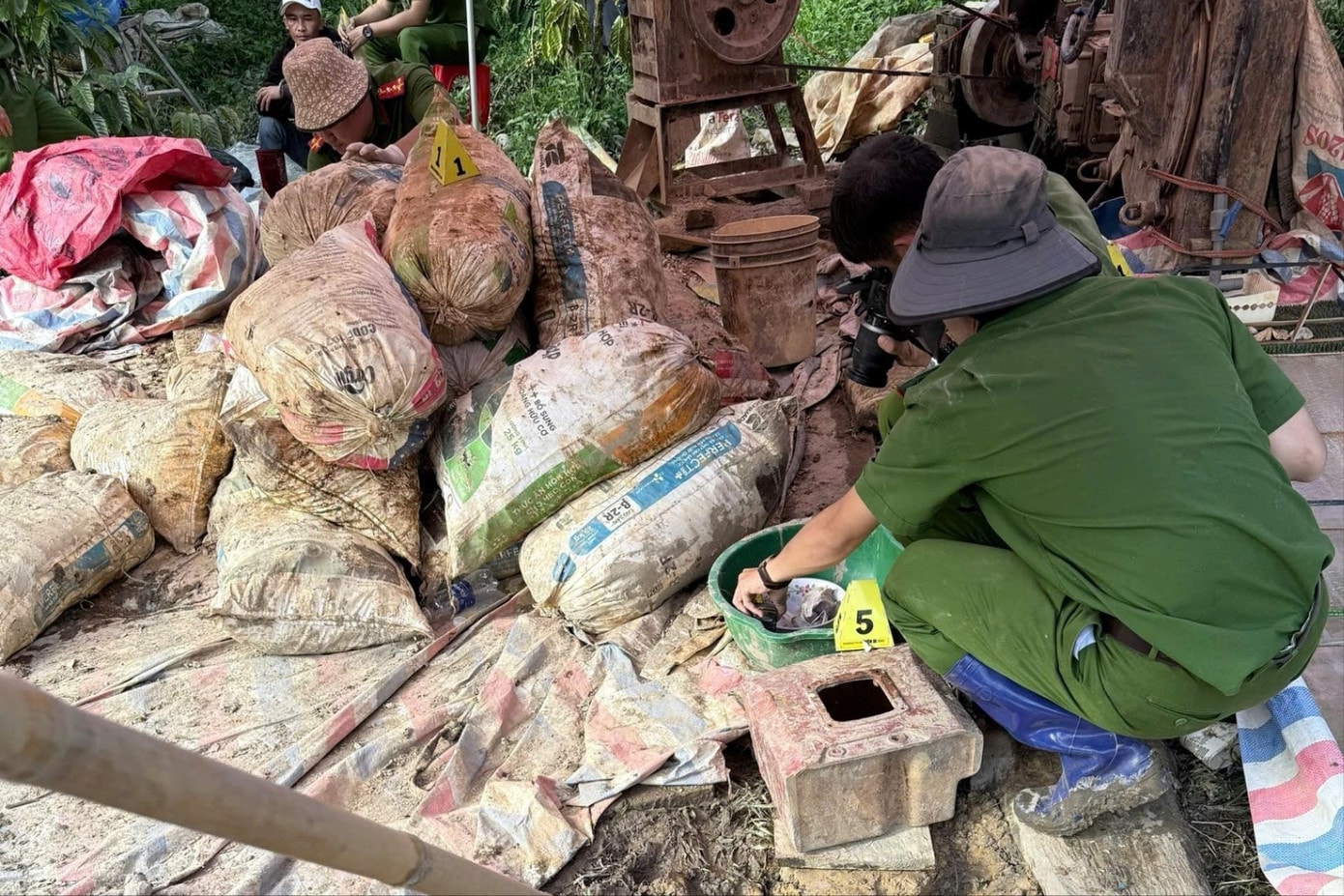 cdn tienphong vn images 5f0790634eb22c57ab4726ef3188ffa36e96924ed1e17a30d2418c0f742a33b6ea12cbdbe68cbbb083985b1aa567c4c1 img 40381