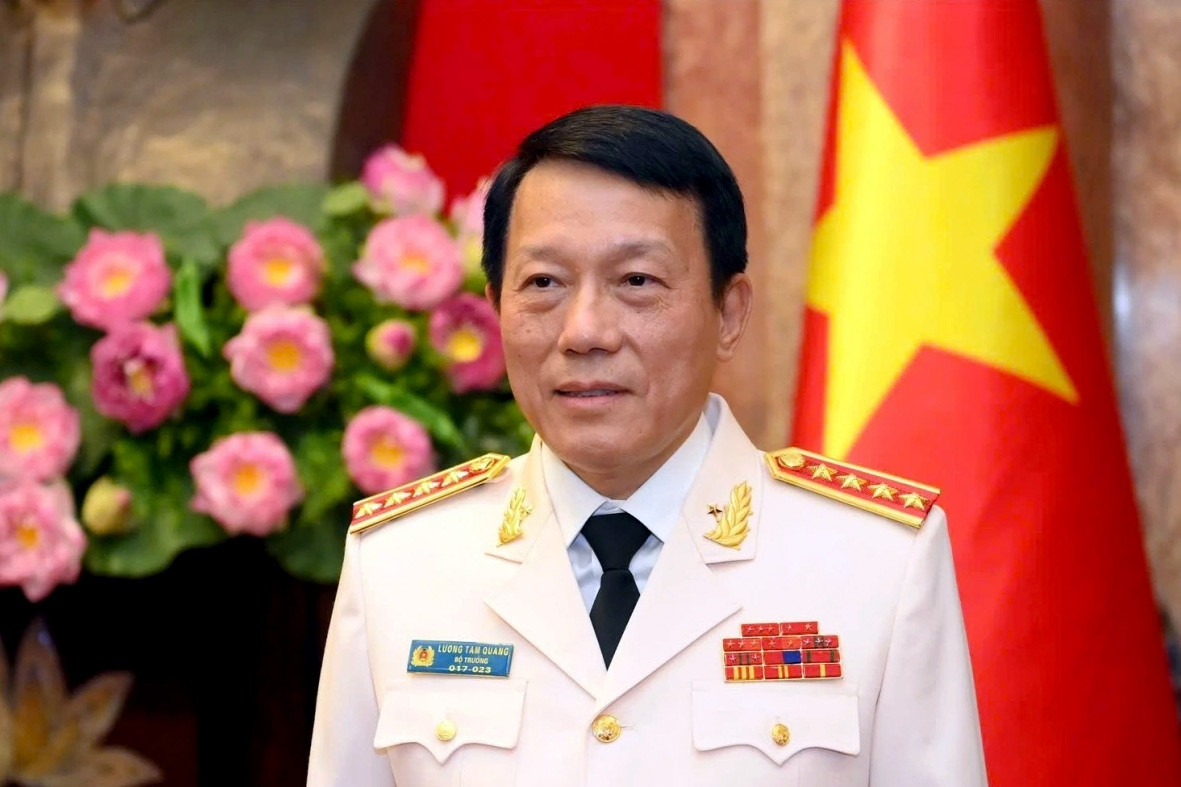 dai tuong luong tam quang duoc gioi thieu ung cu dai bieu quoc hoi khoa moi 2570 2350